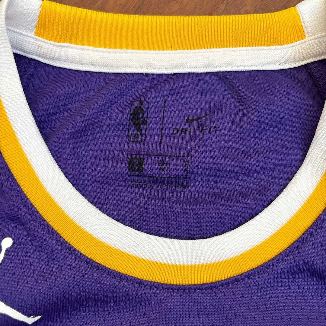 美品　LAKERS レイカーズ　キッズ　Sサイズ　ユニフォーム