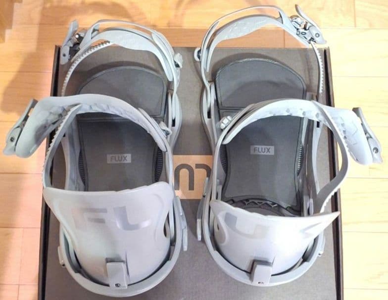 FLUX XF グレー スノーボードビンディング M