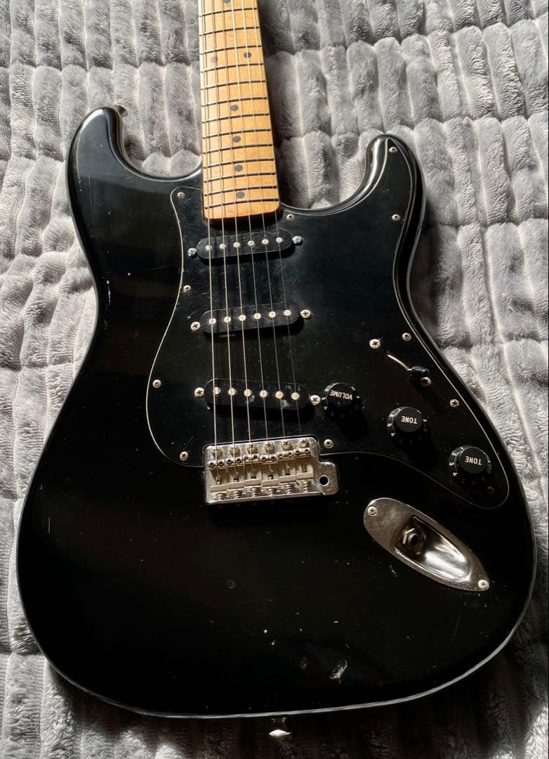 フジゲン製 Squier ストラキャスター SST33 Lシリアル
