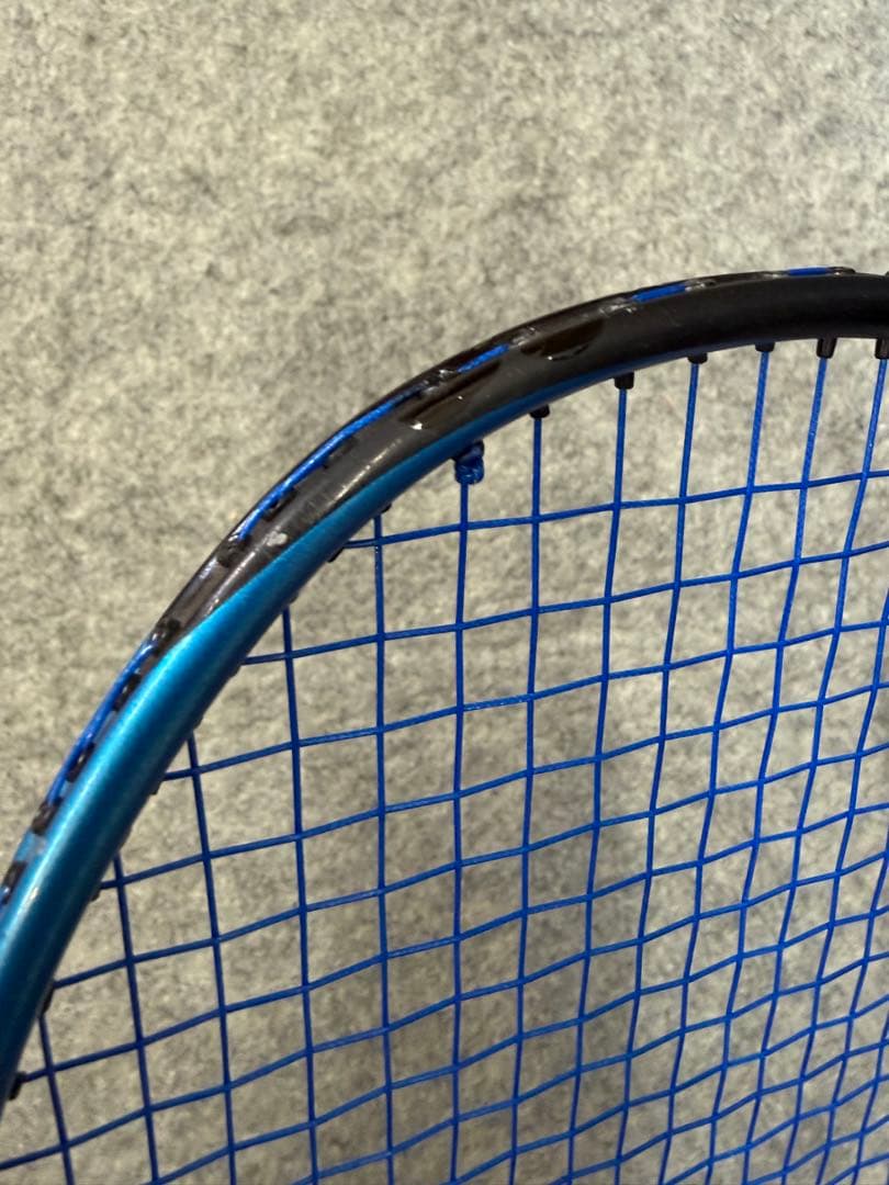 YONEX バドミントンラケット 青/黒