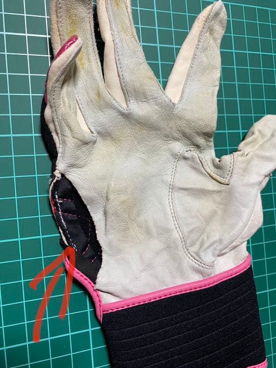丸佳浩選手実使用バッティンググローブ