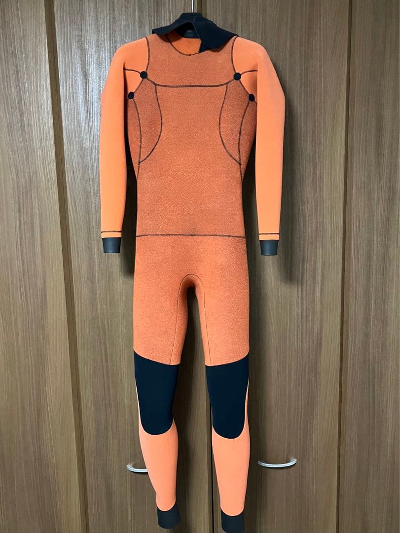 美品レディースウェットスーツ　セミドライ裏起毛