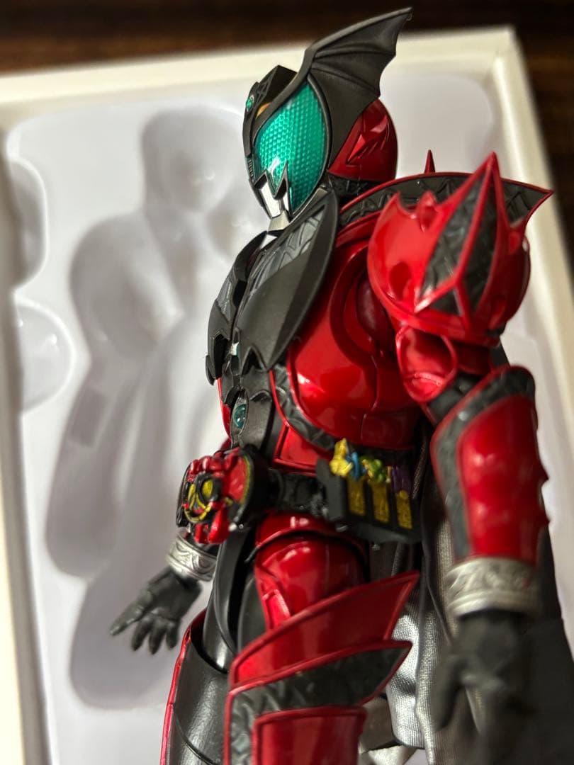 SHFiguarts仮面ライダーダークキバ