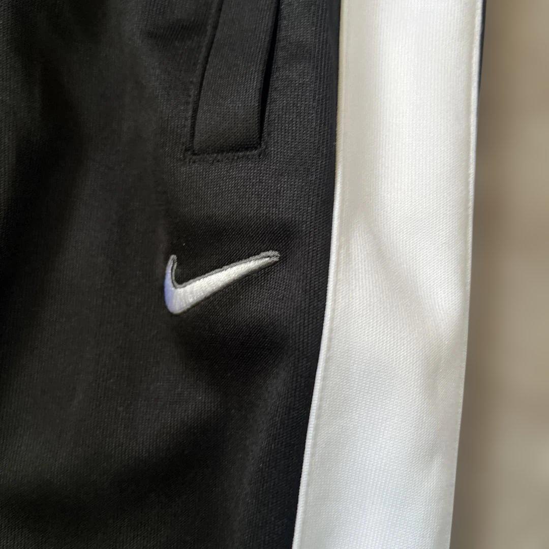 Nike ブラックジャージパンツ Mサイズ
