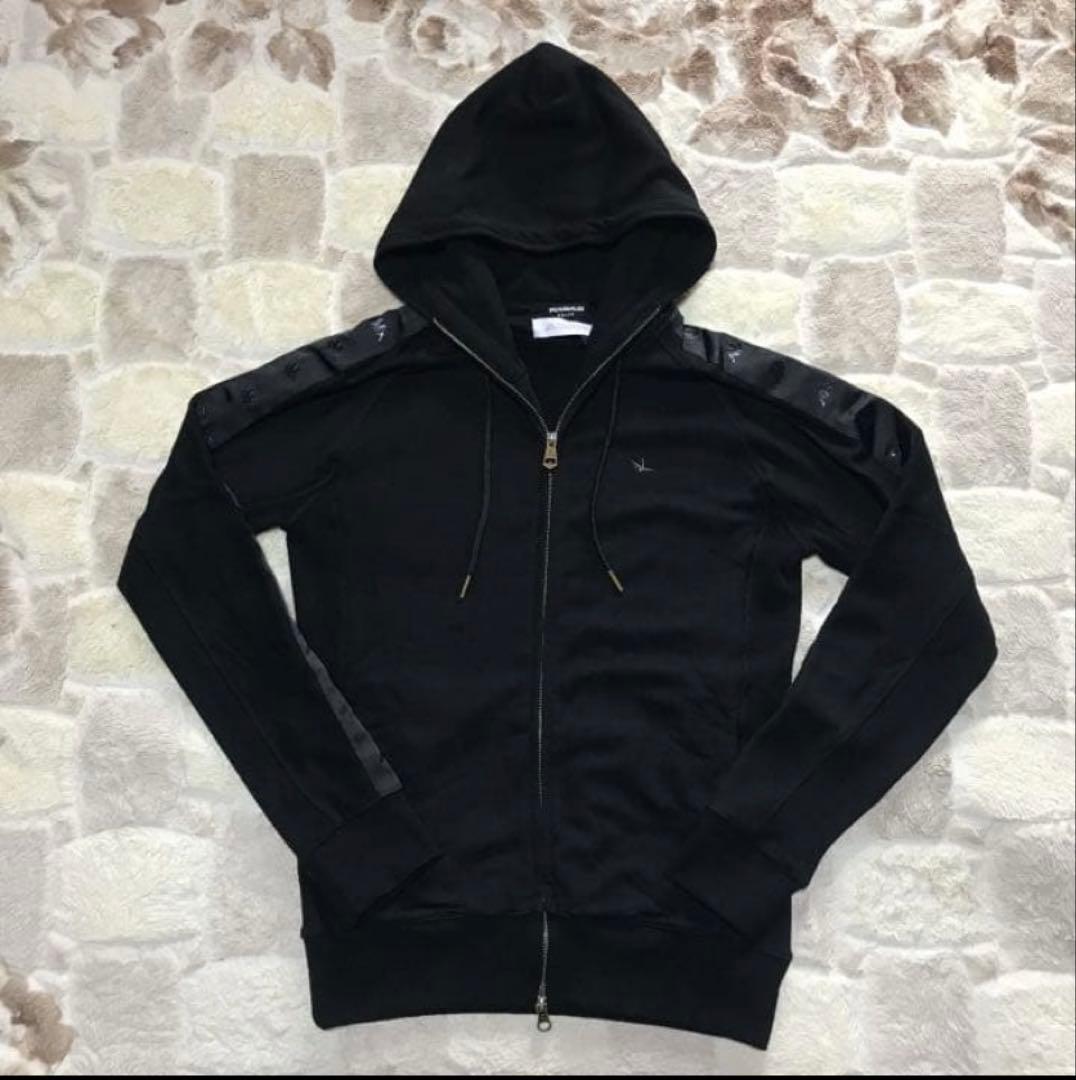 美品！Kappa×1PIU1UGUALE3 RELAX パーカーL