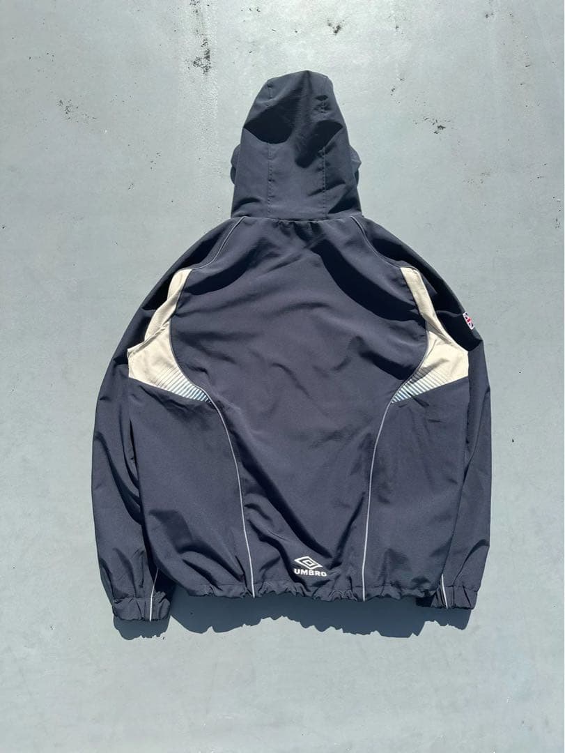 9090 × umbro Gradation Nylon セットアップ