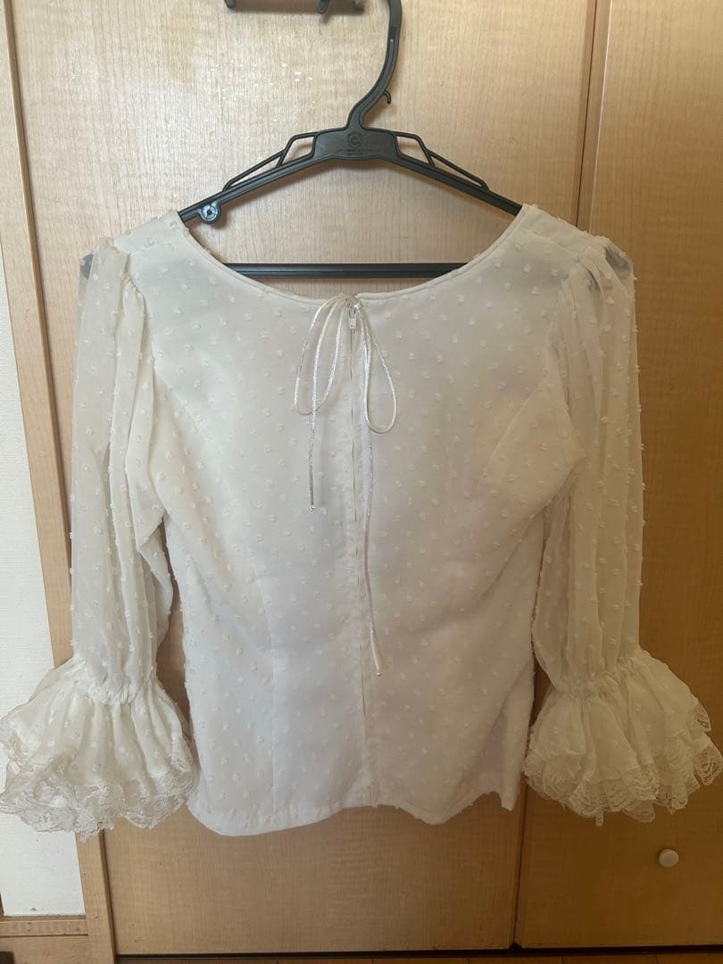 【新品】【ソニアジョーンズ】フリルブラウス 白