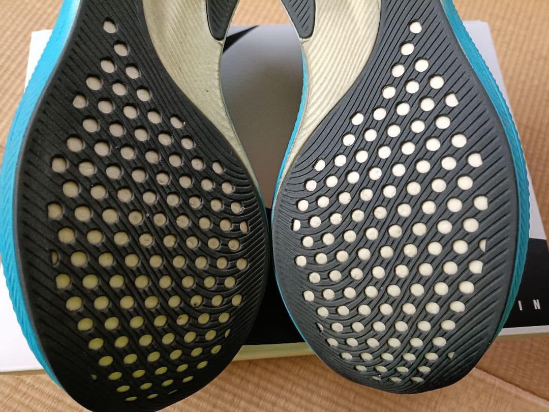ASICS メタスピードスカイ