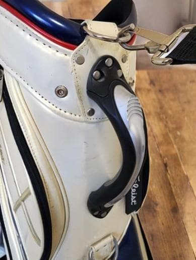 きくすけ送料無Titleist 高級エナメル大型キャディバッグトリコロール
