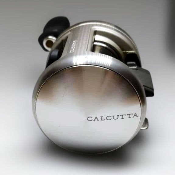 SHIMANO　CALCUTTA 100 ベイトリール シルバー