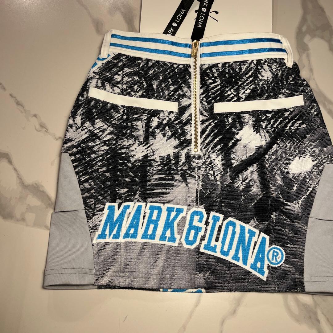 マークアンドロナ　レディーススカート〈福岡岩田屋直営店で購入〉