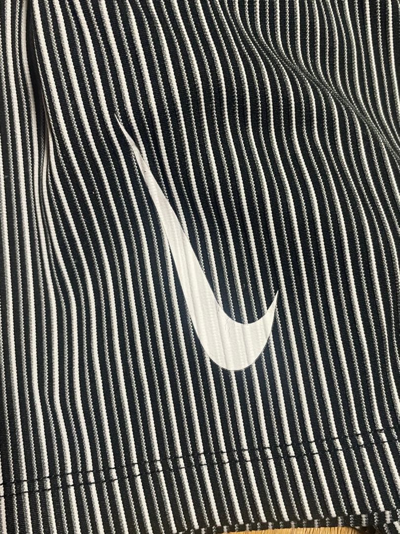 NIKE エアロスイフト ハーフタイツ サイズ L