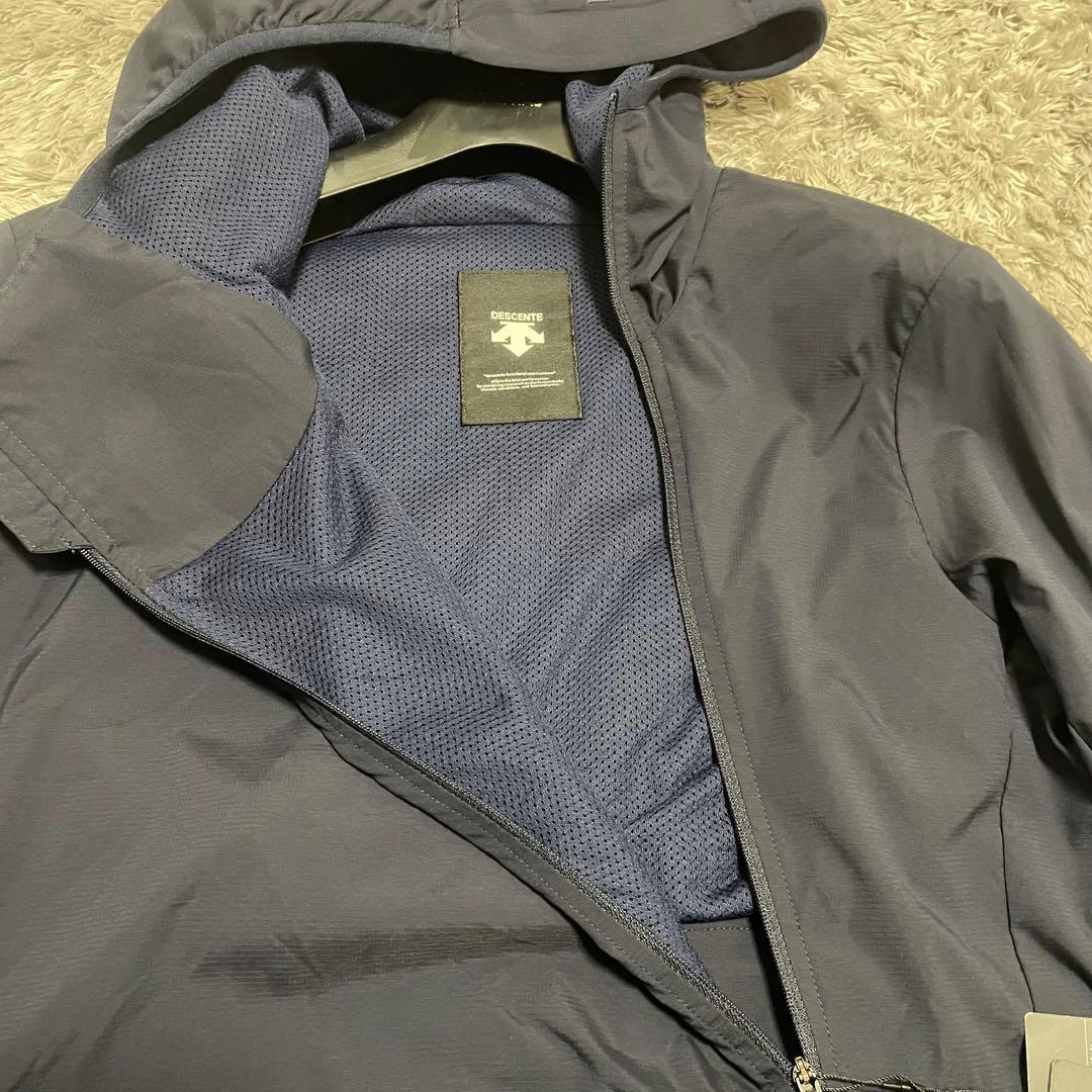 新品　タグ付き　デサント　AIR FLOW LIGHT WARM ネイビー
