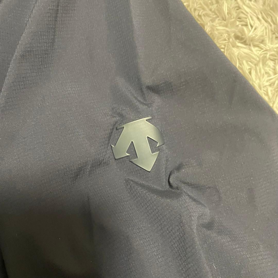 新品　タグ付き　デサント　AIR FLOW LIGHT WARM ネイビー