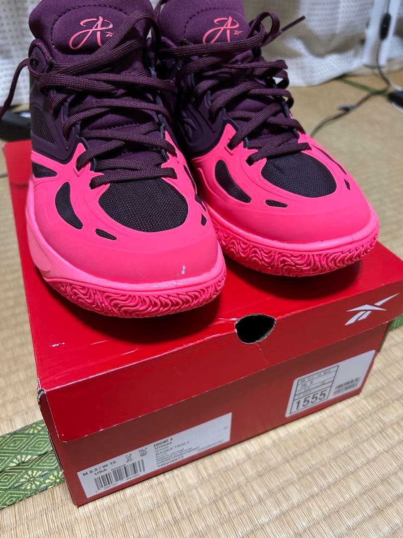 Reebok バスケットボールシューズ ピンク/パープル