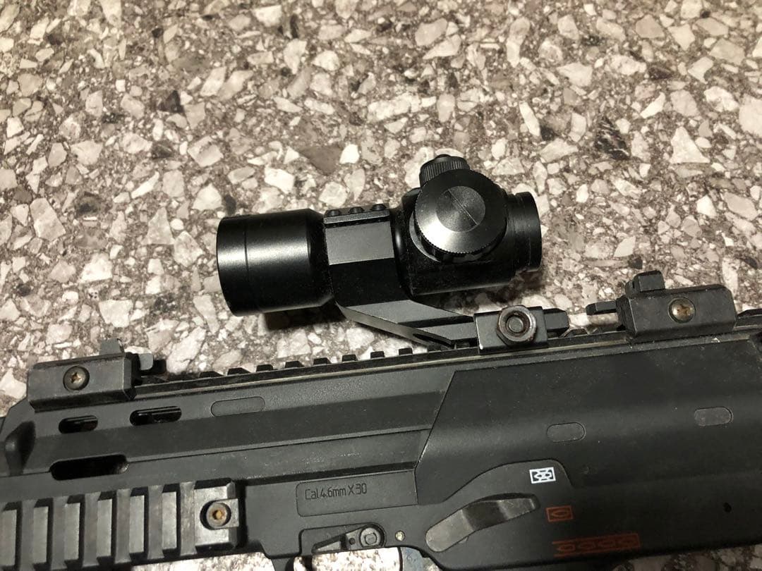 東京マルイ　MP7電動ガン　予備フレーム付き