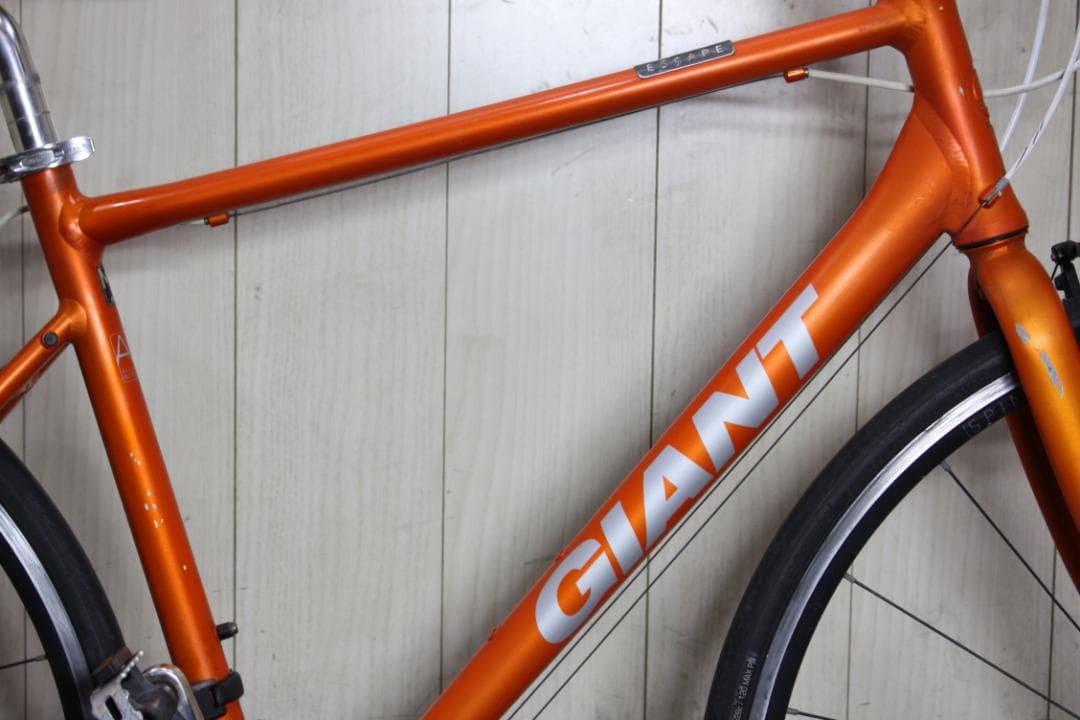 GIANT ESCAPE AIR 700C 軽量アルミ 24速 500mmクロス