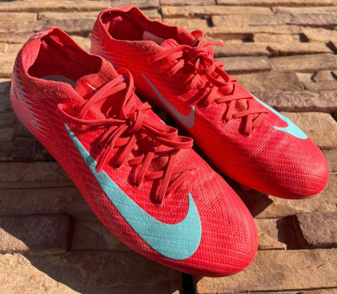 NIKE サッカースパイク マーキュリアルヴェイパー16ピンク