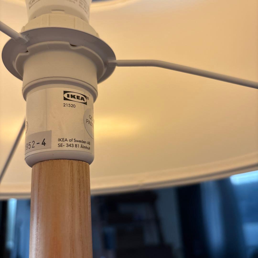 MACOIKEA木製フロアランプ ホワイトシェード