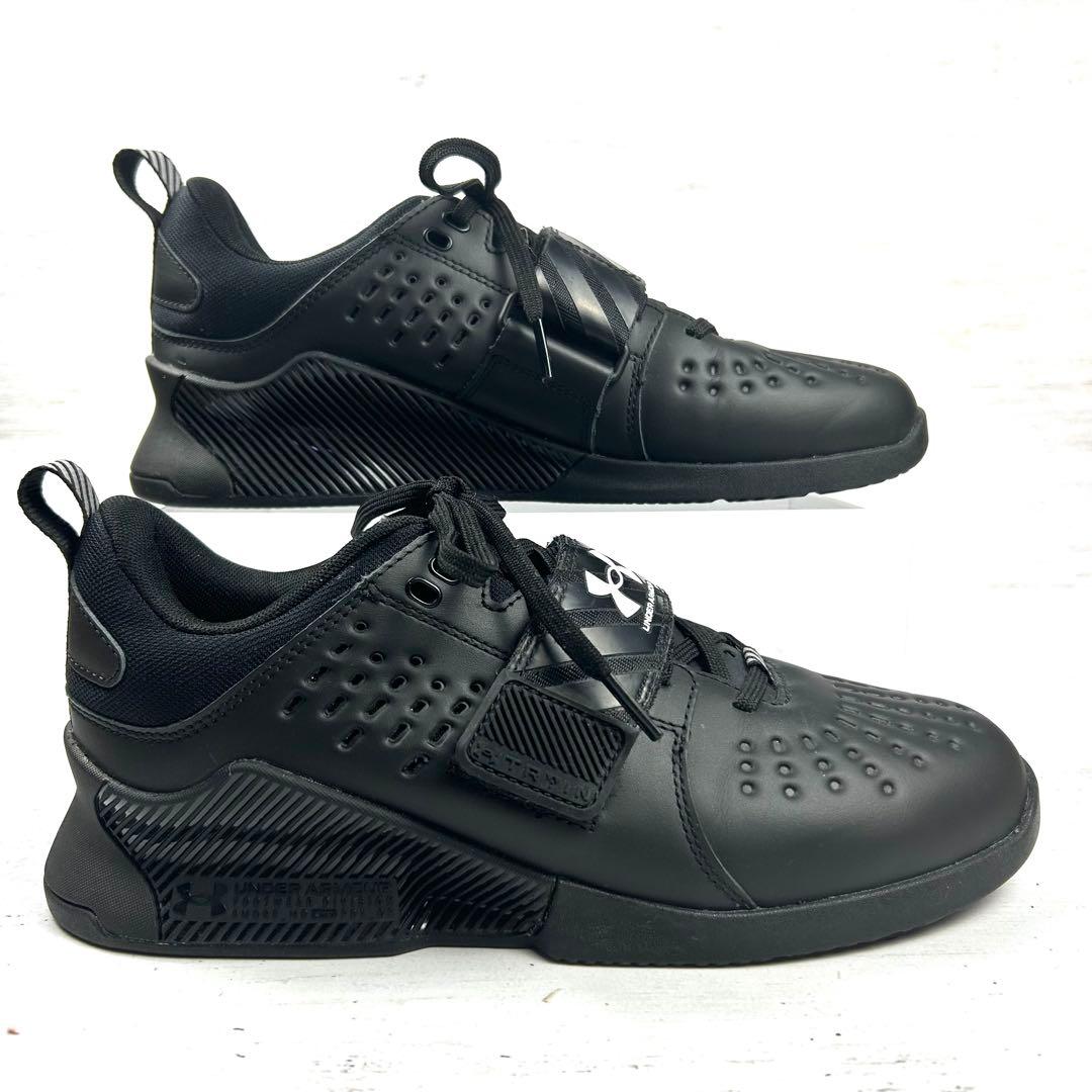 【美品】 アンダーアーマー UAレイン リフター　黒 25.5