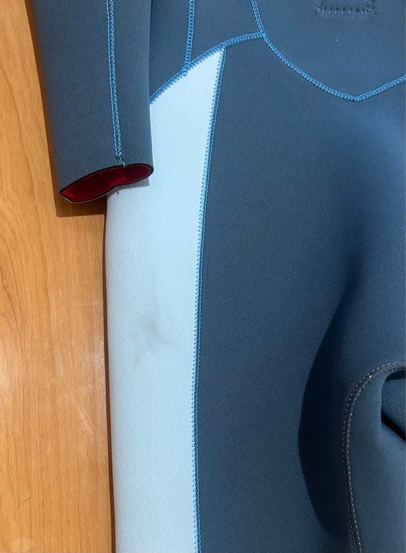 ウエットスーツ　フルスーツ　body glove レディース未使用