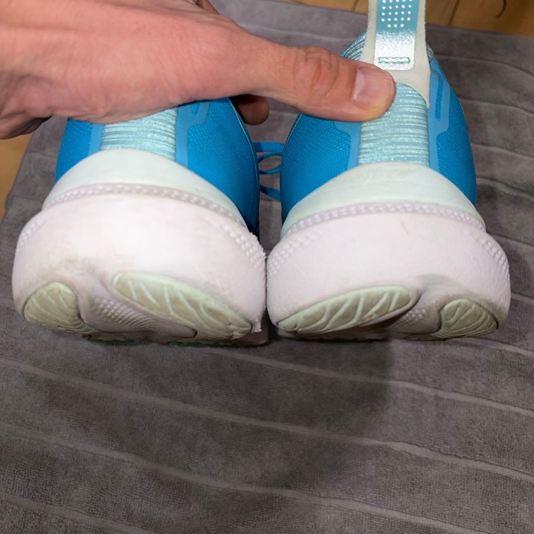 ASICS GLIDE RIDE MAXグライドライド マックス　27.5cm