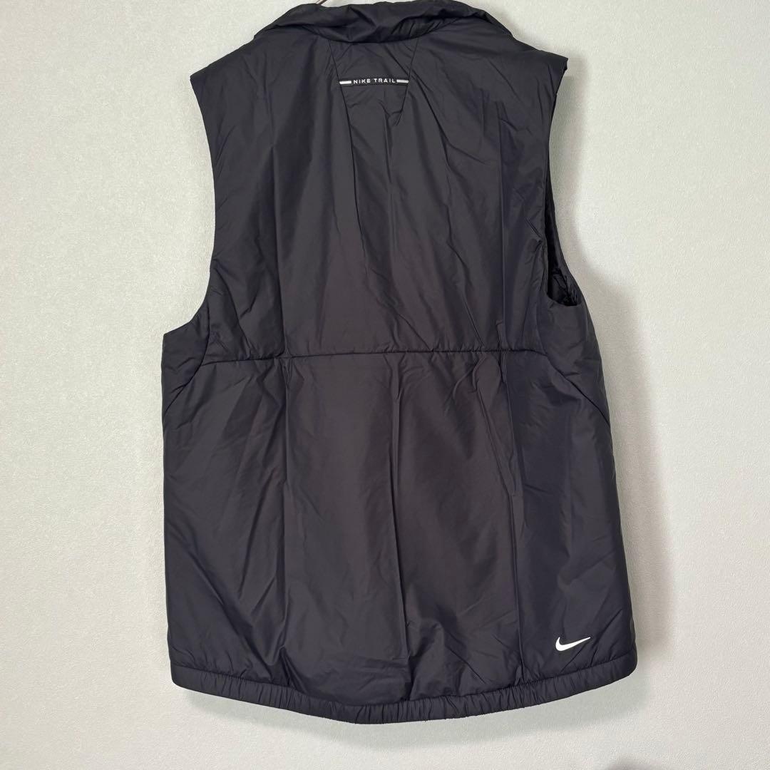 S 新品 ナイキ トレイル ランニングベスト プリマロフト 中綿 黒 ベスト