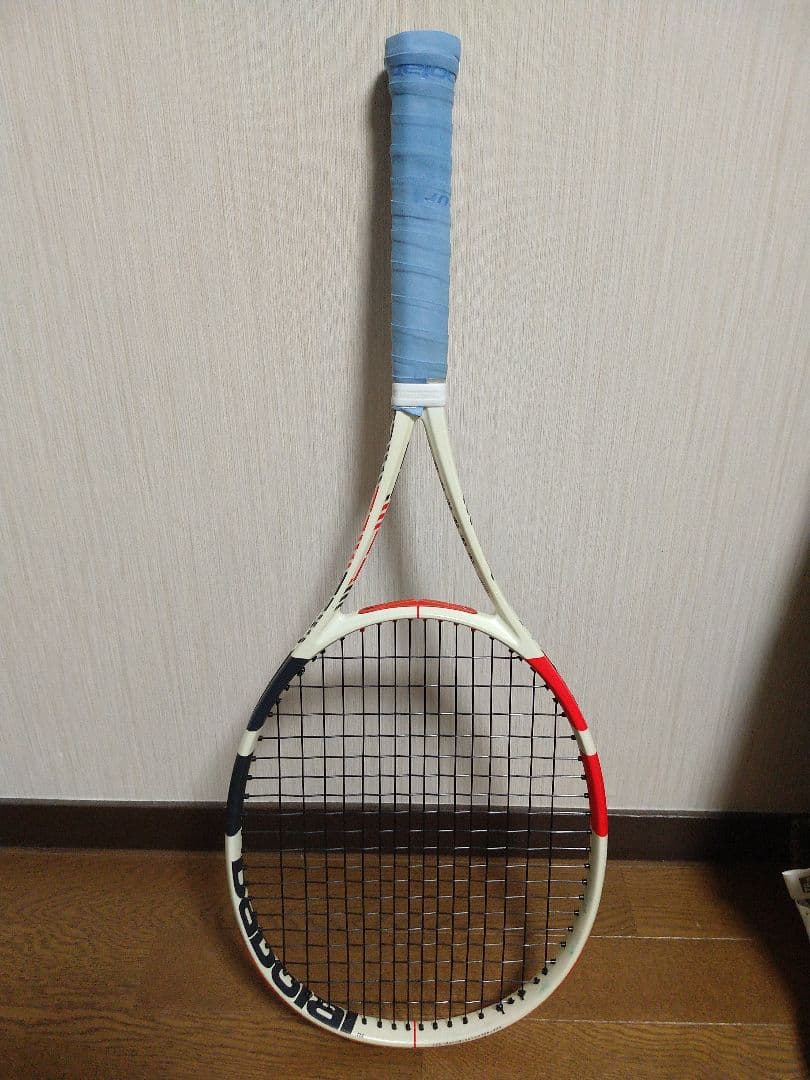 Babolat 3代目 ピュアストライク100☆