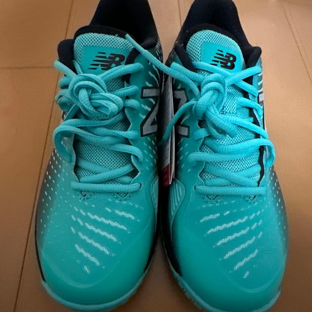 New Balance テニスシューズ ターコイズ