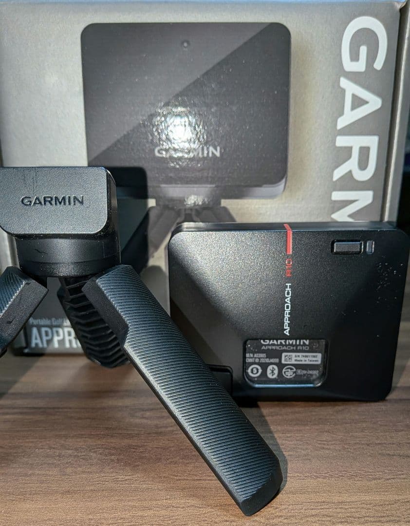 Garmin Approach R10 ゴルフ用距離計