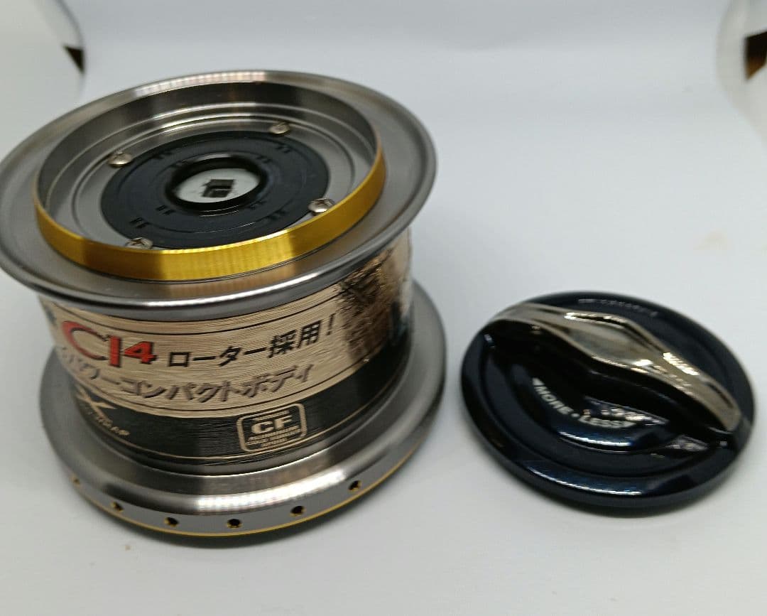 シマノ ブルズアイXT 遠投 9050　超美品