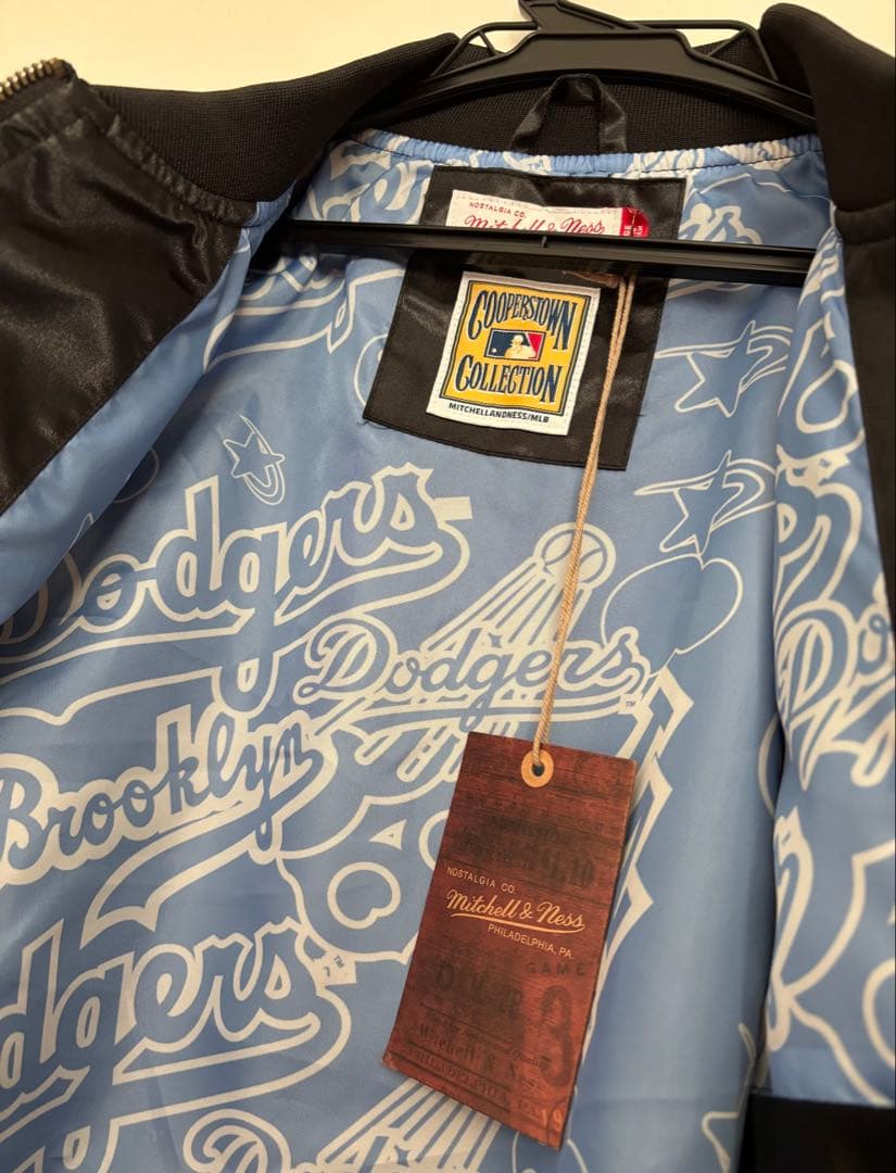 Mitchell & Ness ★ ドジャース　ジャケット(Ｌ)★新品