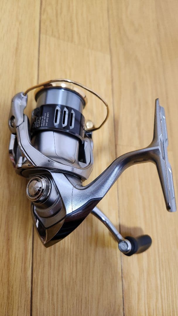 シマノ Shimano Twin Power 15ツインパワーC2000S