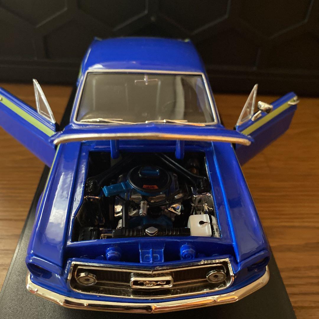 ミニカー JOHNNY LIGHTNING 1967 Ford mustang 1/18