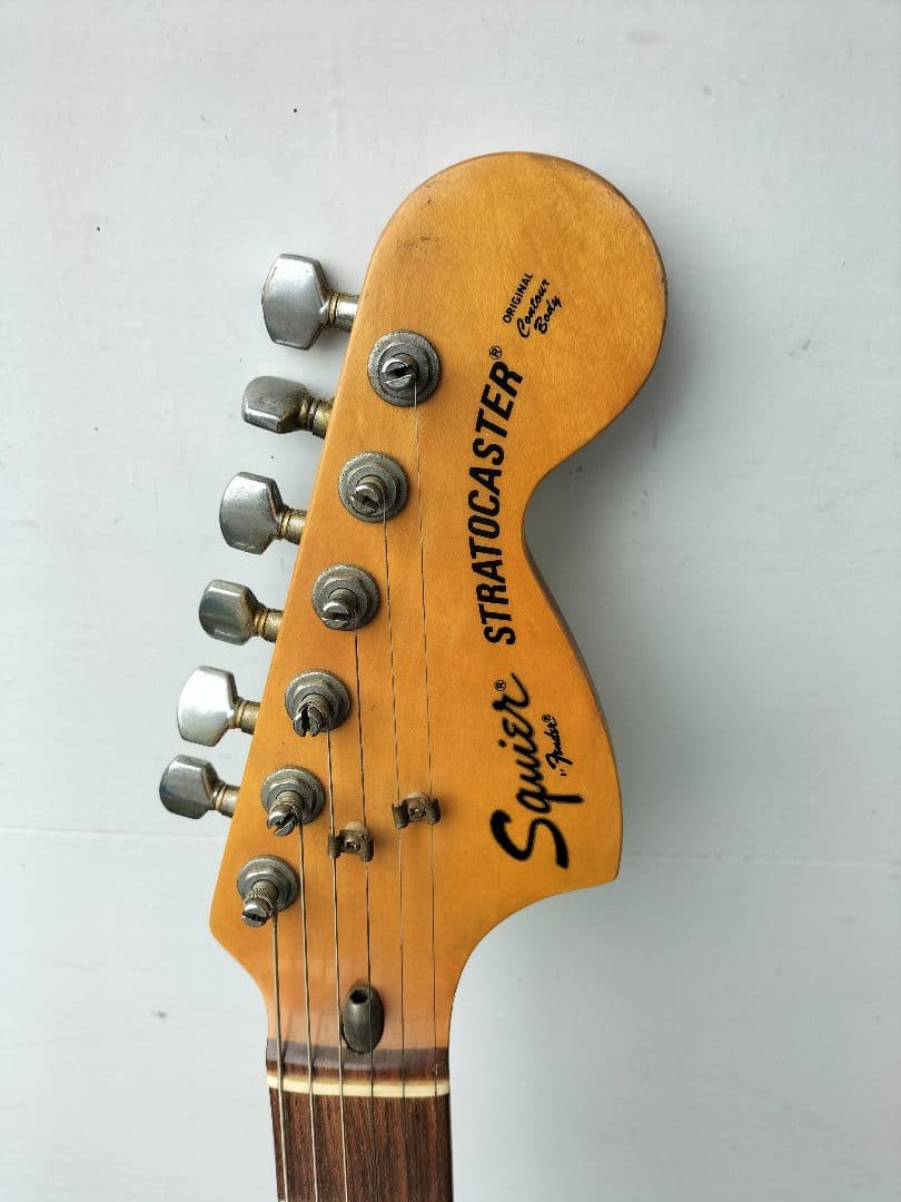 ギター JV Squier by Fender Stratocaster