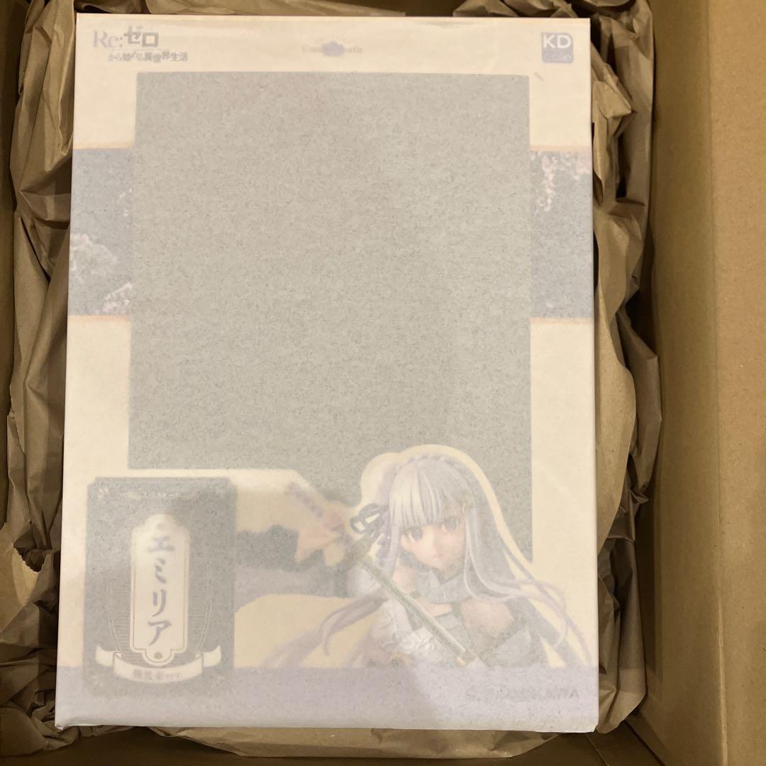KADOKAWA エミリア 戦装束フィギュア 未開封