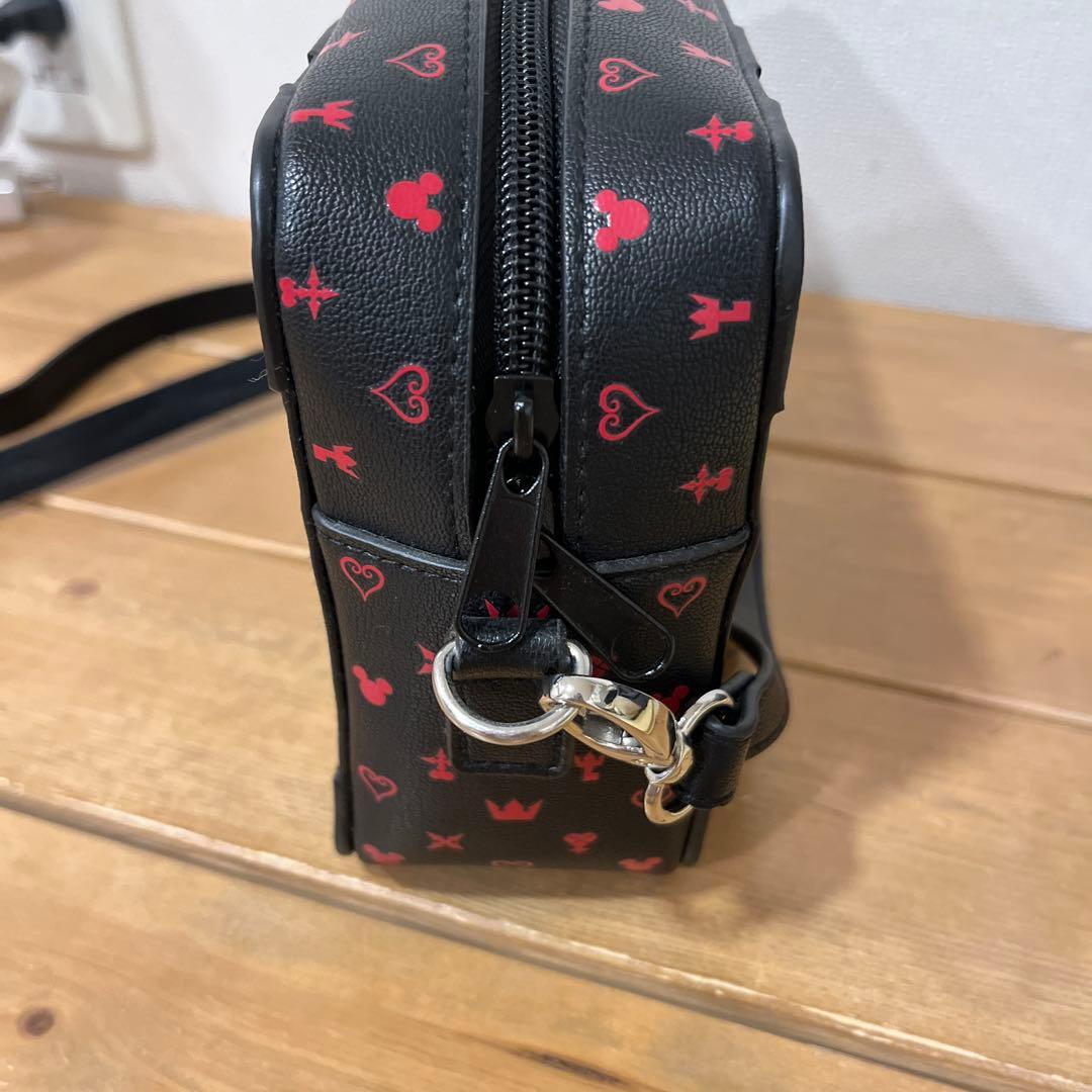 美品　キングダムハーツ　ショルダーバッグ
