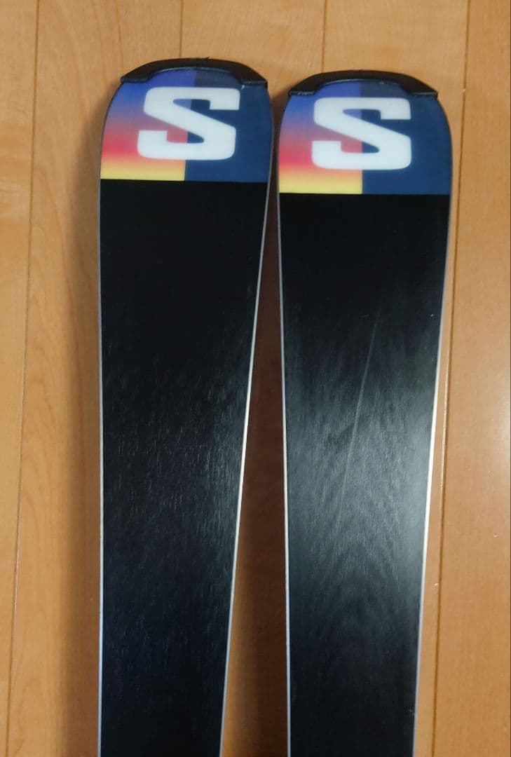 SALOMON ジュニアレーシング SL145 スキー板