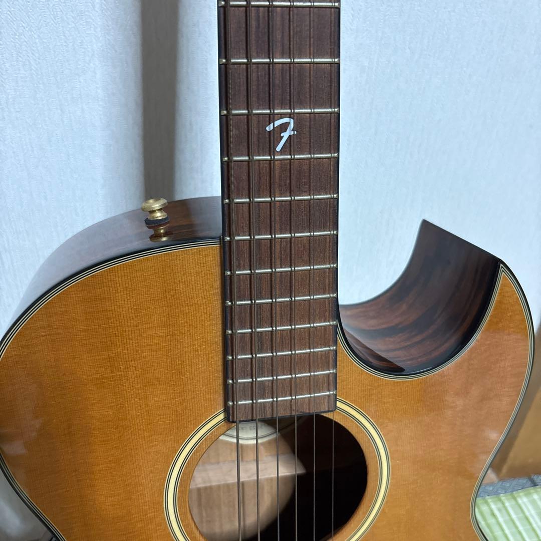 FENDER GDC-200SCE YUI使用モデル エレアコ ギター　アコギ