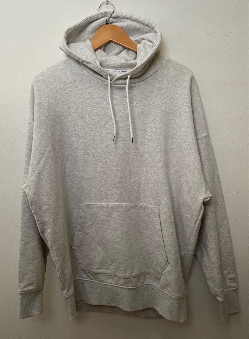 プーマ　パーカー&スウェットパンツ　PUMAセットアップ　ライトグレー霜降