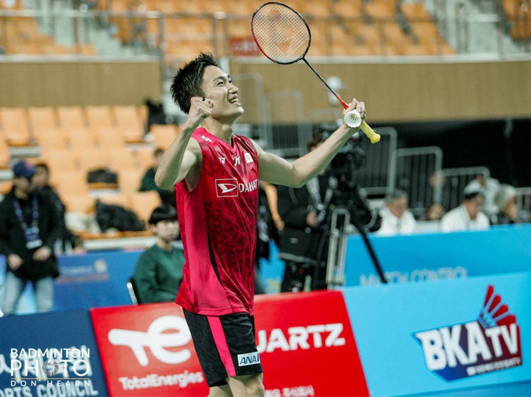 YONEX2023 日本代表ユニフォームノースリーブMサイズ　桃田賢斗