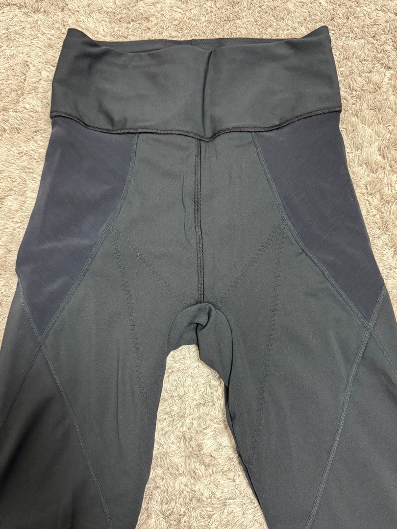まっさん専用【美品】LAVA パーフェクトフォームレギンス L