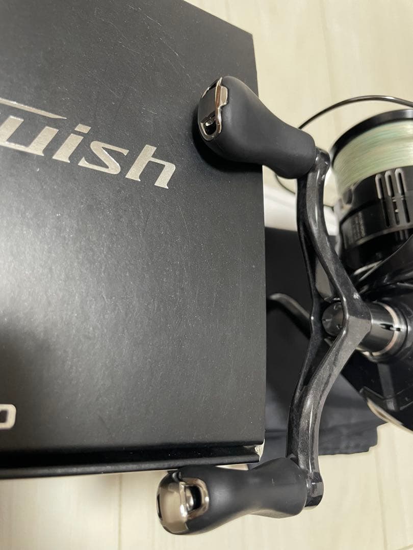美品　シマノ 19ヴァンキッシュ C3000SDHHG