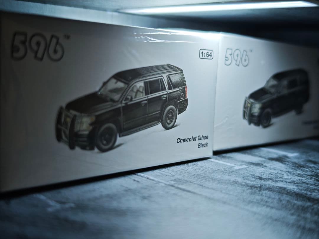 【2台セット】596model Chevrolet Tahoe Unmarked