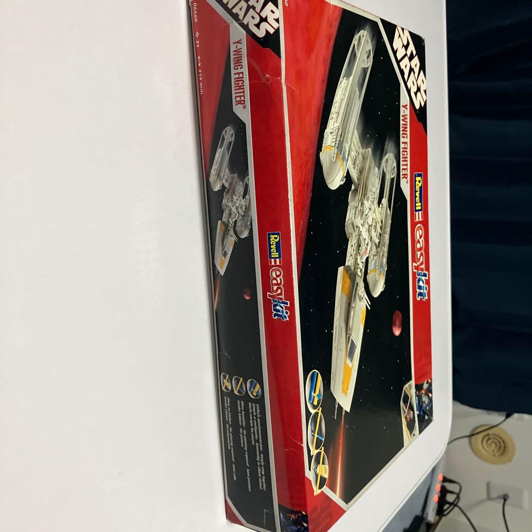 Revell Star Wars Y-Wing Fighter プラモデル