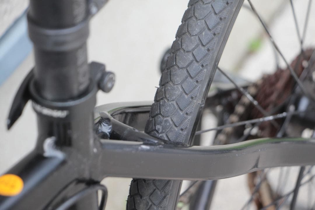 引き取り限定♪ルイガノ♪TRX2♪前後油圧式ディスク♪LOUIS GARNEAU