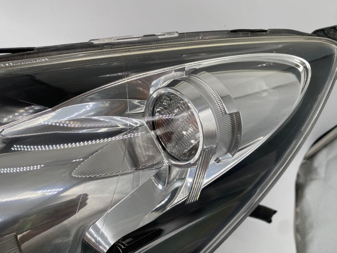 スバル レガシィ BM/BR系 純正ヘッドライト 左 HID プロジェクター