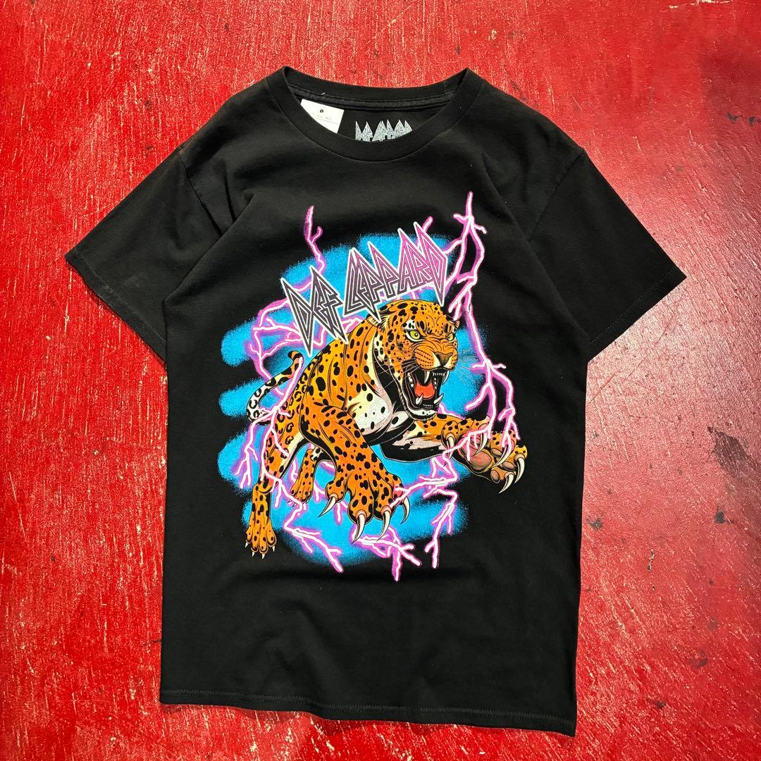 DEF LEPPARD バンドTシャツ　黒　デフレパード　ヒョウ