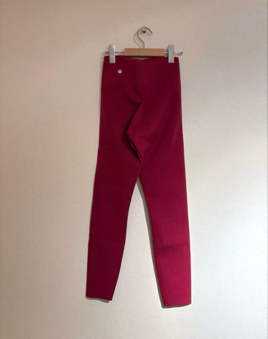 【新品】lululemon ルルレモン　レギンスGlow Up HR tight