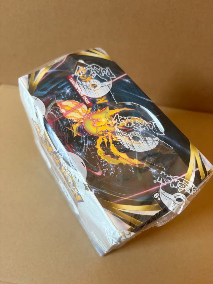 海外版　英語　Pokémon Sword & Shield box 新品未開封